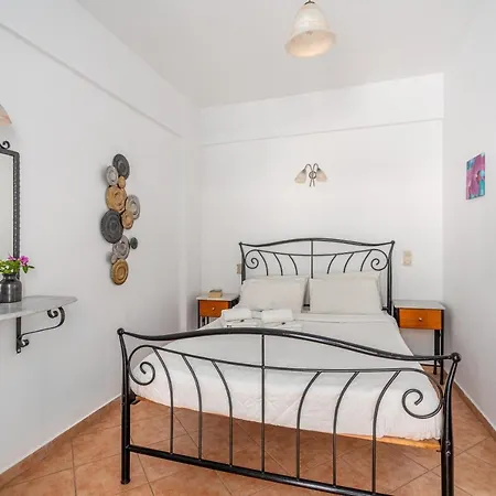 Sofia Apartments By The Sea Hotel apartamentowy *