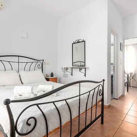 Sofia Apartments By The Sea * Ornos (Mykonos)
